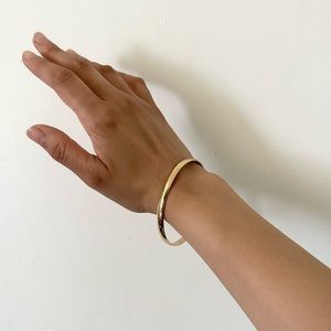 Kate Spade Heart Of Gold Idiom Bangle